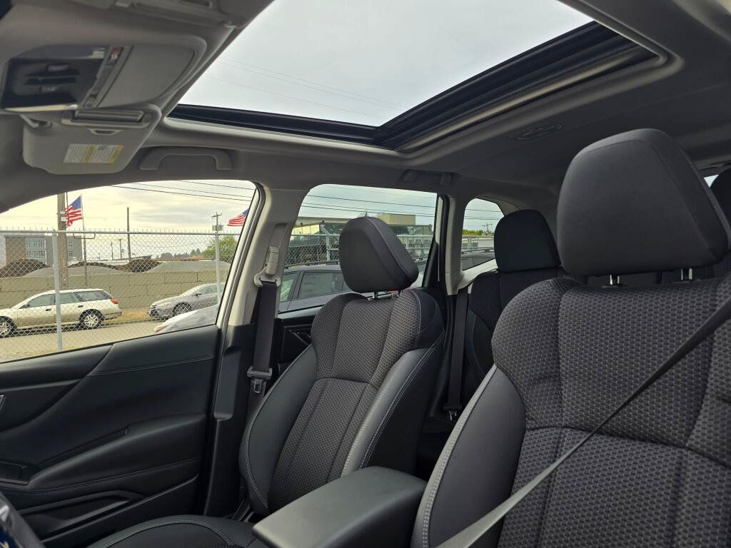 Certified 2023 Subaru Forester Premium AWD/4WD image 22