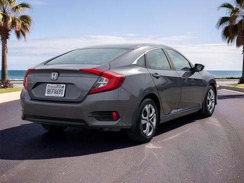 Used 2018 Honda Civic LX image 6