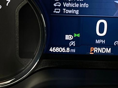 Used 2024 Ford Expedition Max XLT image 17