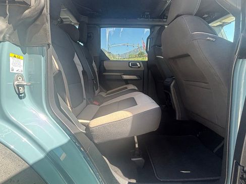 Used 2022 Ford Bronco Wildtrak AWD/4WD image 32