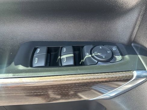 Used 2019 Chevrolet Silverado 1500 LT Trail Boss w/ Convenience Package image 12