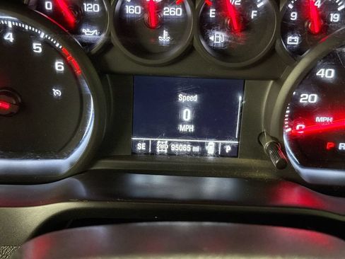 Used 2023 Chevrolet Silverado 1500 Custom Trail Boss AWD/4WD image 12
