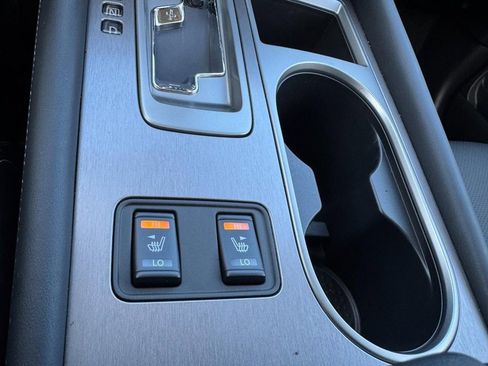 Used 2024 Nissan Murano SL image 20