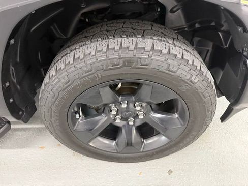 Used 2019 RAM 1500 Laramie image 5