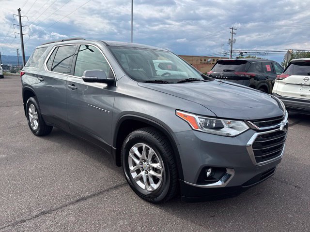 Used 2021 Chevrolet Traverse LT AWD/4WD image 3