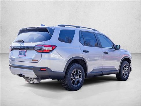 New 2025 Honda Pilot TrailSport image 5
