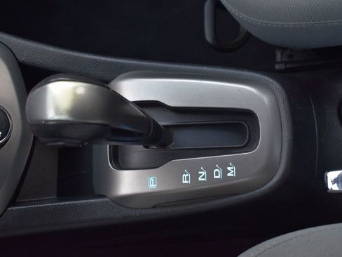 Used 2016 Chevrolet Sonic LS image 30