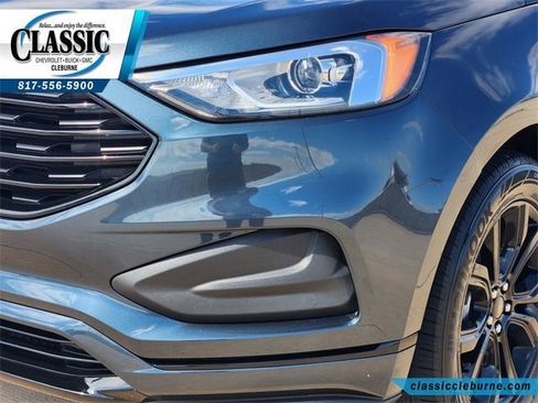 Used 2023 Ford Edge SE w/ Black Appearance Package image 10