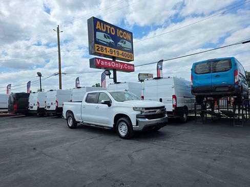 Used 2019 Chevrolet Silverado 1500 LT w/ Convenience Package AWD/4WD image 29
