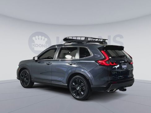 Used 2025 Honda CR-V Sport Touring image 8