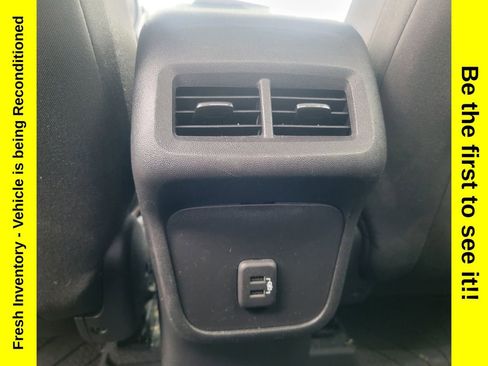 Used 2022 Chevrolet Equinox LT AWD/4WD image 33