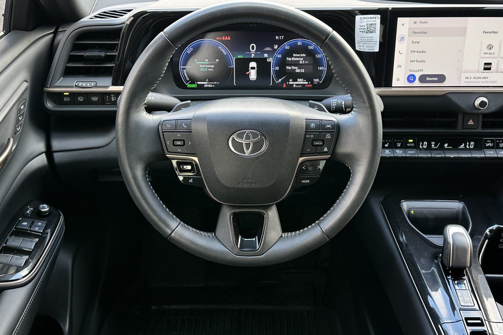 Used 2025 Toyota Crown Signia AWD/4WD image 30