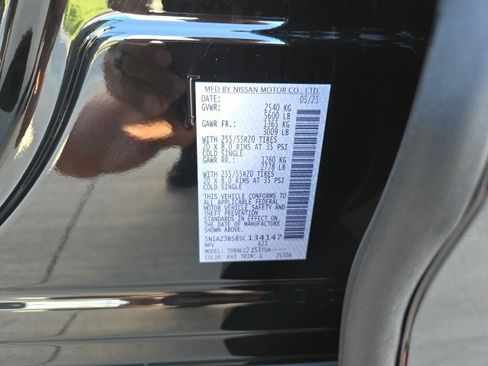 Certified 2025 Nissan Murano SV image 25