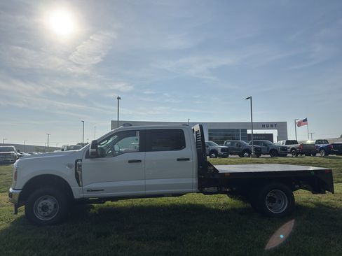 New 2026 Ford F350 XL w/ XL Chrome Package AWD/4WD image 8