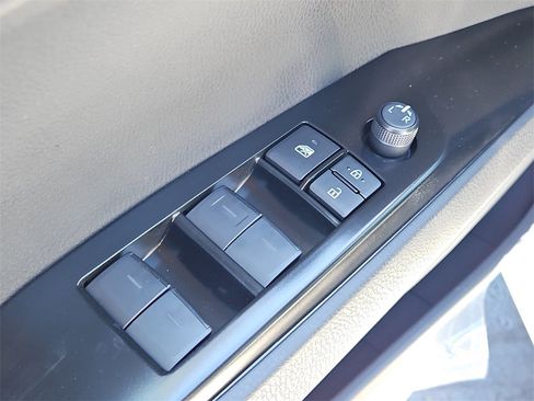 New 2026 Toyota Camry Hybrid image 19