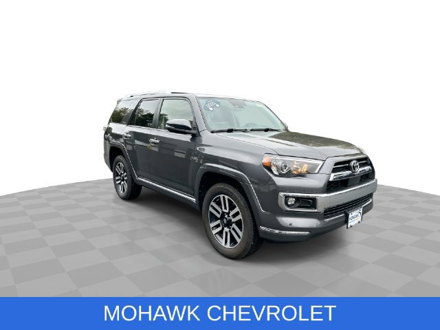 Used 2021 Toyota 4Runner Limited AWD/4WD image 2