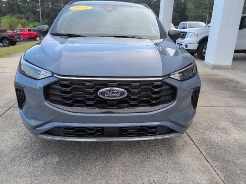 Used 2024 Ford Escape ST-Line w/ Tech Pack #1 image 2