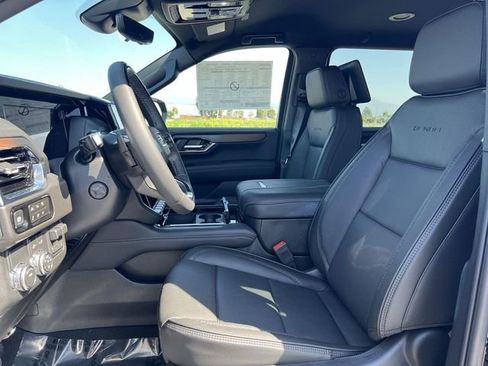 New 2026 GMC Yukon XL Denali w/ Advanced Technology Package RWD image 24