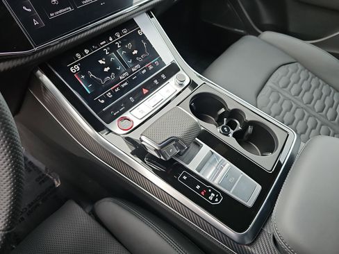 New 2026 Audi RS Q8 performance image 28