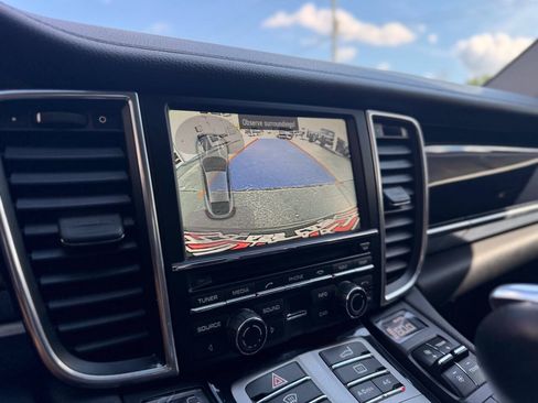 Used 2015 Porsche Panamera S RWD image 25