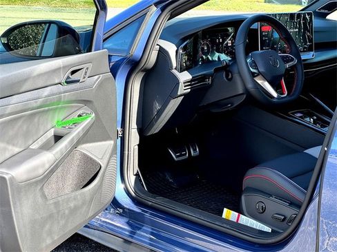 New 2026 Volkswagen GTI SE image 10