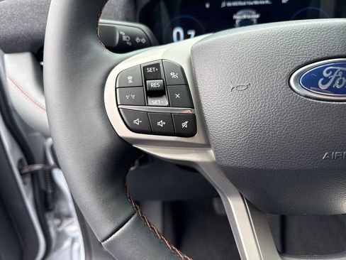 New 2026 Ford Explorer Active w/ Active Comfort Package RWD image 26