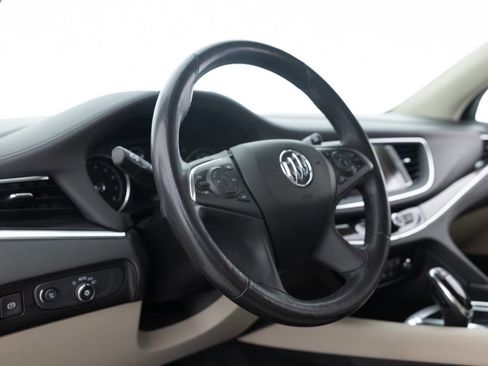 Used 2019 Buick Enclave Essence AWD/4WD image 23
