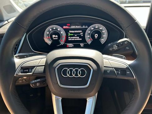 Used 2021 Audi Q5 Prestige AWD/4WD image 32