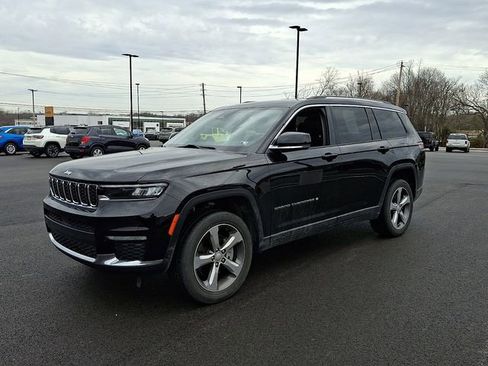 Used 2022 Jeep Grand Cherokee L Limited image 3