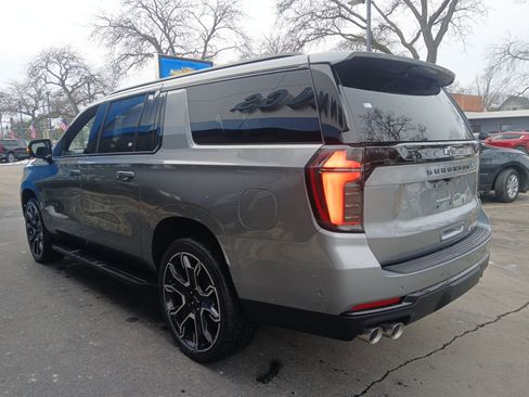 New 2026 Chevrolet Suburban RST w/ RST Capability Package image 5