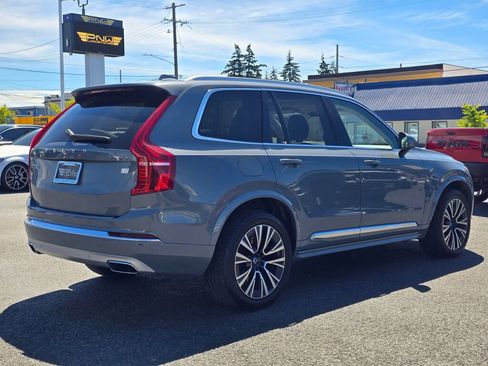 Used 2021 Volvo XC90 T8 Inscription Expression w/ Protection Package Premier AWD/4WD image 6