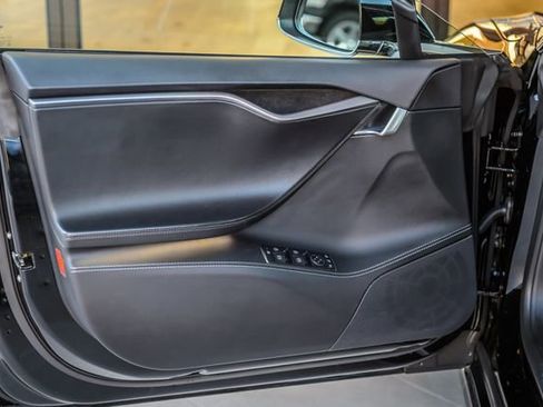 Used 2021 Tesla Model S Performance image 50