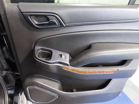 Used 2015 Chevrolet Suburban LTZ AWD/4WD image 35
