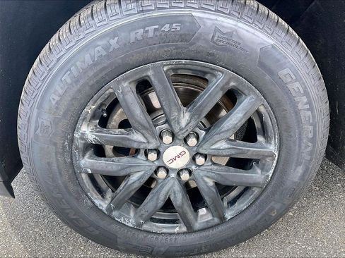 Used 2018 GMC Acadia SLT AWD/4WD image 7