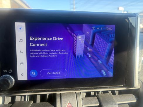 Used 2024 Toyota RAV4 XLE image 17