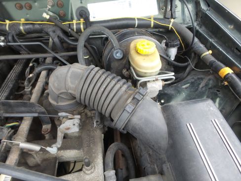 Used 1996 Jeep Cherokee SE image 34