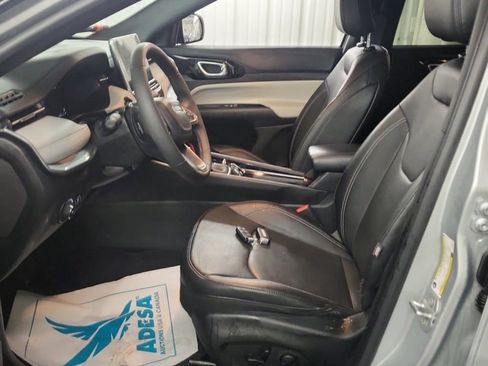 Used 2025 Jeep Compass Limited w/ Elite Group image 12