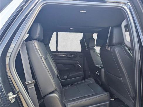 Used 2021 GMC Yukon Denali w/ Denali Premium Package RWD image 14