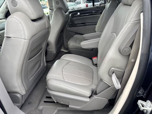 Used 2015 Buick Enclave Leather FWD image 16