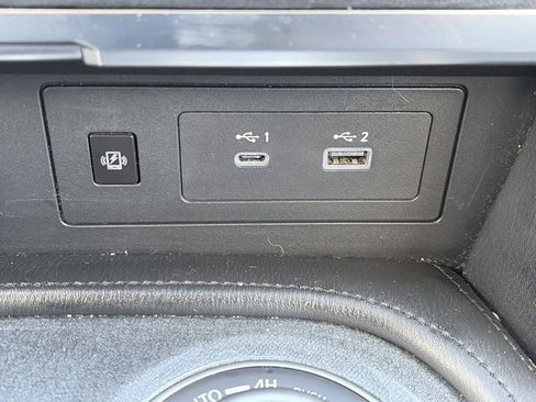 Used 2024 Nissan Armada SV image 20