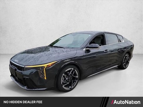 Used 2025 Kia K4 GT-Line w/ GT-Line Premium Package FWD image 1