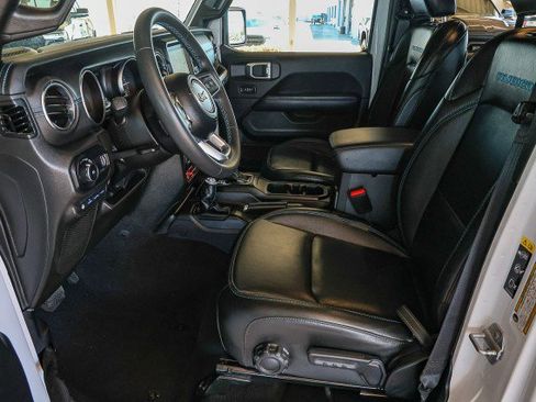 Used 2023 Jeep Wrangler Unlimited Rubicon 4xe image 9