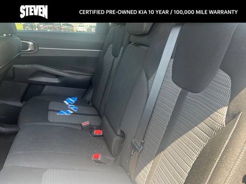 Used 2022 Kia Sorento LX FWD image 10