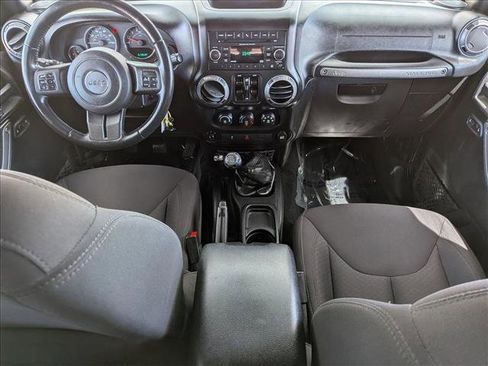 Used 2015 Jeep Wrangler Unlimited Sport w/ Quick Order Package 23S AWD/4WD image 15