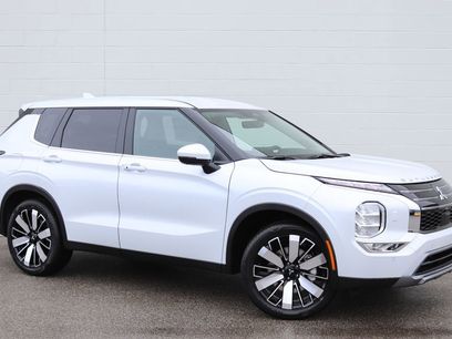 New 2026 Mitsubishi Outlander SE