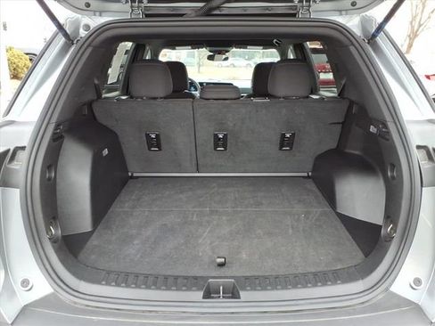 Used 2025 Chevrolet Equinox LT image 13