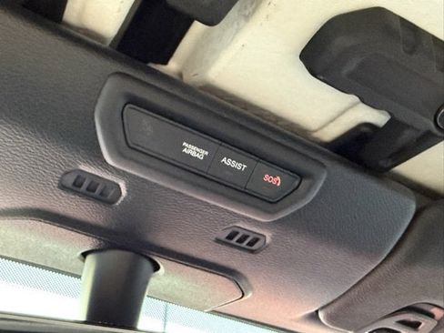 Used 2023 Jeep Wrangler Unlimited Rubicon w/ Cold Weather Group image 21