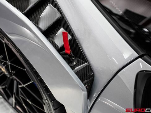 Used 2023 Lamborghini Huracan STO RWD image 16