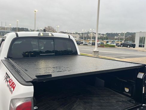 Used 2023 Toyota Tacoma TRD Off-Road w/ Technology Package image 34