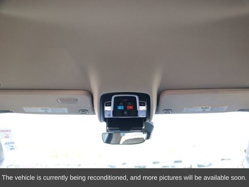 Used 2025 RAM 1500 Laramie image 32